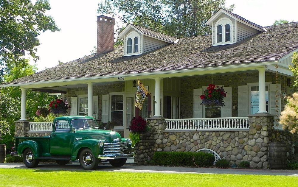 1837 Cobblestone Cottage Canandaigua Exterior photo